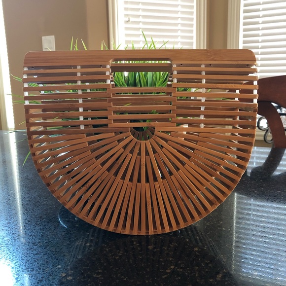 Gorgeous Bamboo Bag - Picture 7 of 7